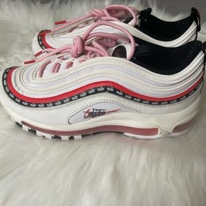 Nike Airmax 97’s GS sketch logo